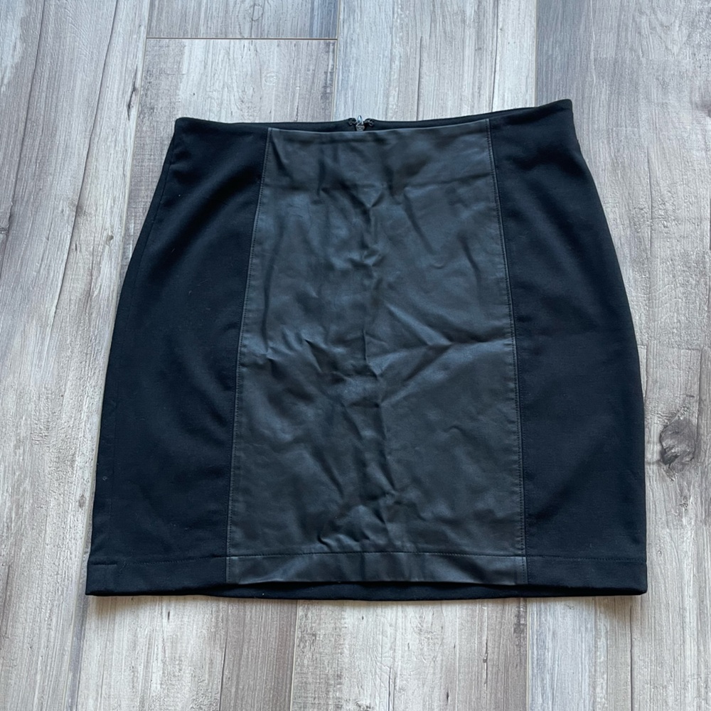 Banana Republic Black Faux Leather Panel Mini Pencil Skirt
